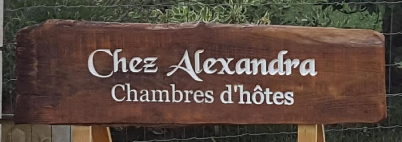 Bed and Breakfast Chez Alexandra Louchats Exterior foto